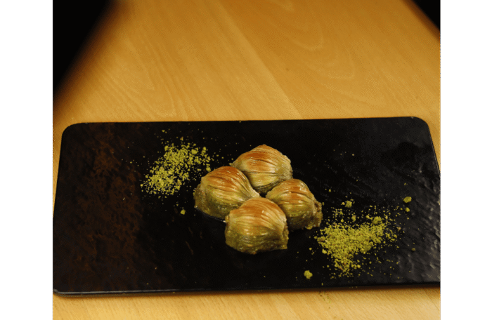 Midye Baklava