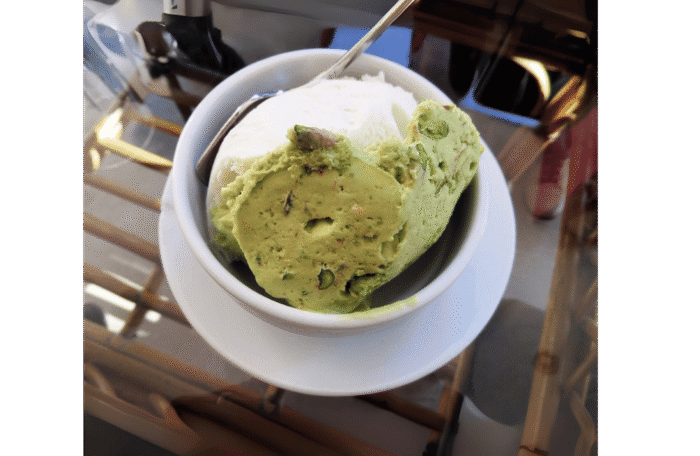 Sade ve Fıstıklı Porsiyon